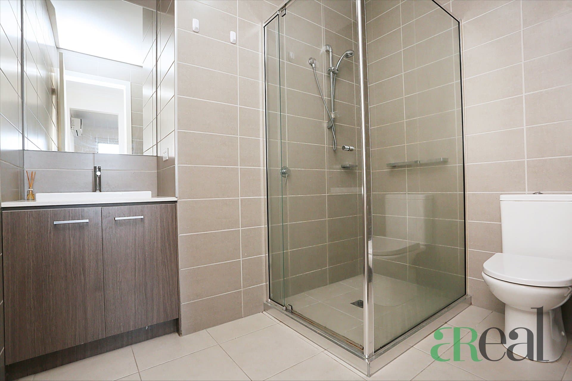 21 Quay Boulevard, Werribee South VIC 3030, Werribee South - Thumbnail 6