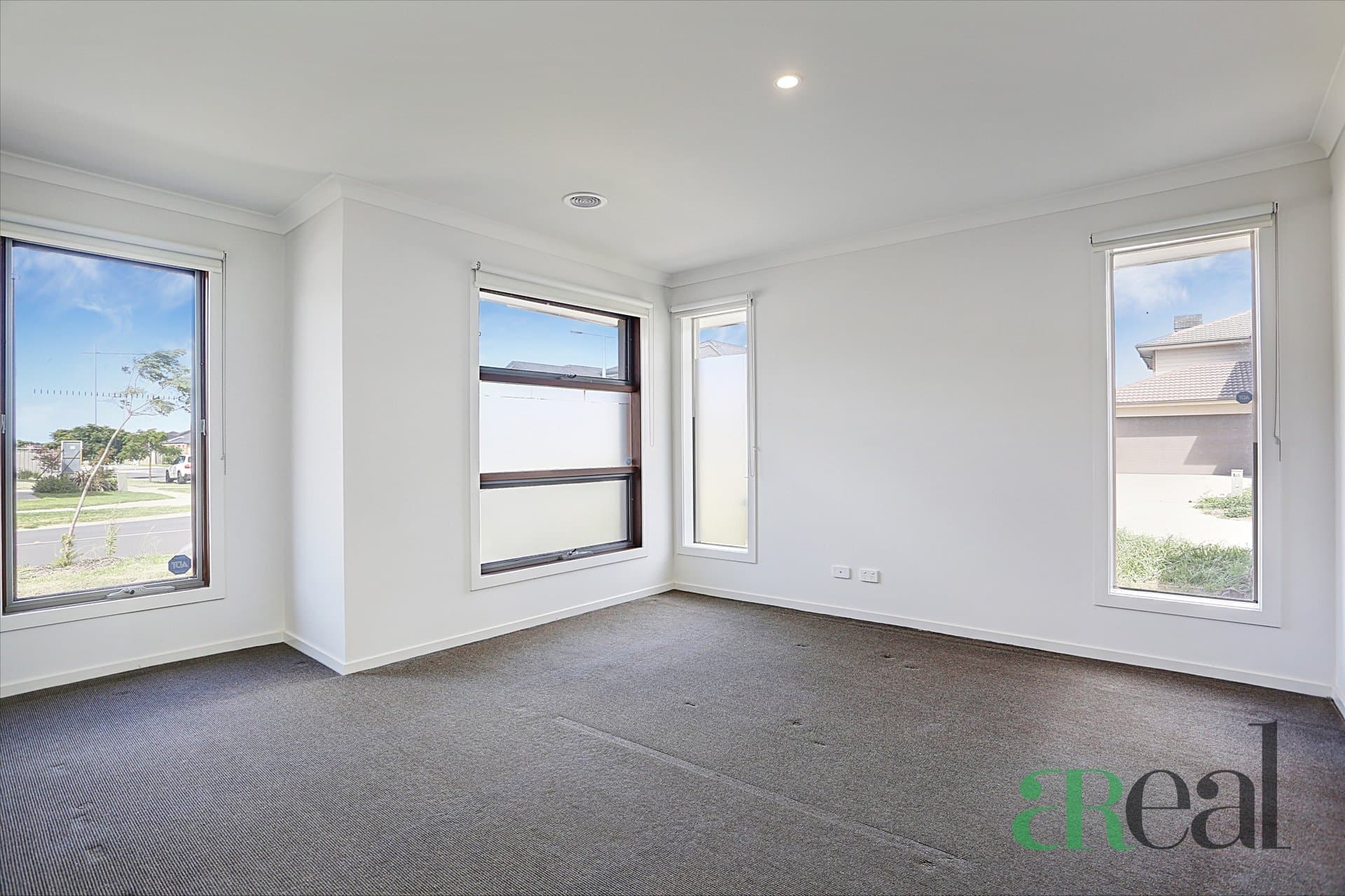 138 Bondi Parade, Point Cook VIC 3030, Point Cook - Thumbnail 6