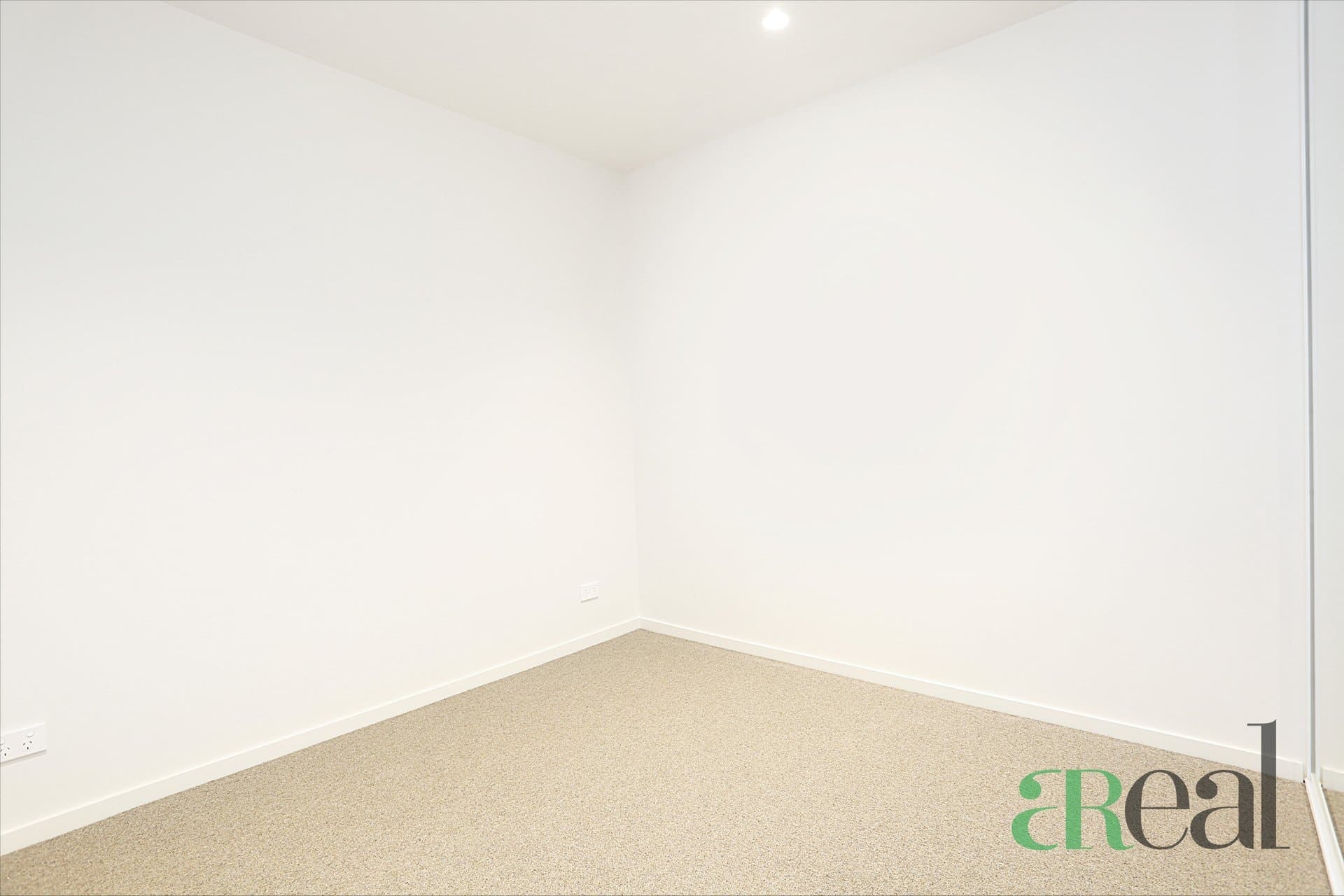 21 Plenty Road, Bundoora VIC 3083, Bundoora - Thumbnail 3