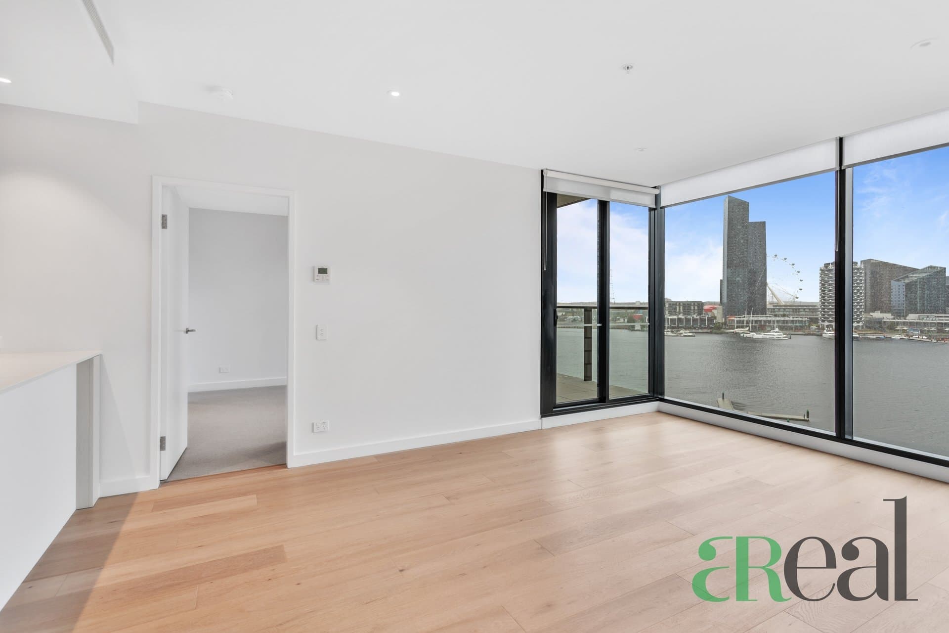 809/915 Collins Street, Docklands VIC 3008, Docklands - Thumbnail 2