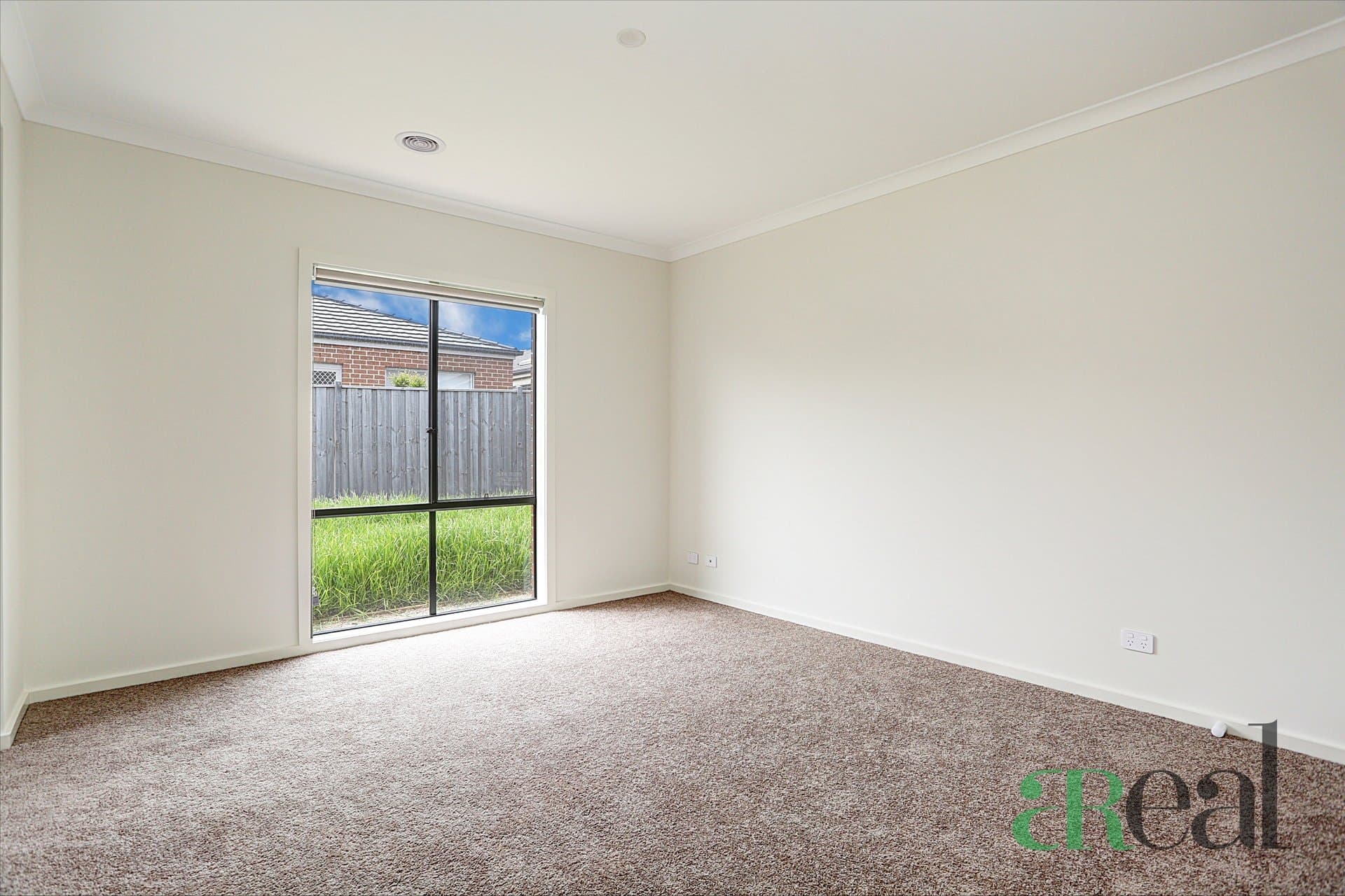 14 Shanahans Drive, Cranbourne North VIC 3977, Cranbourne North - Thumbnail 8