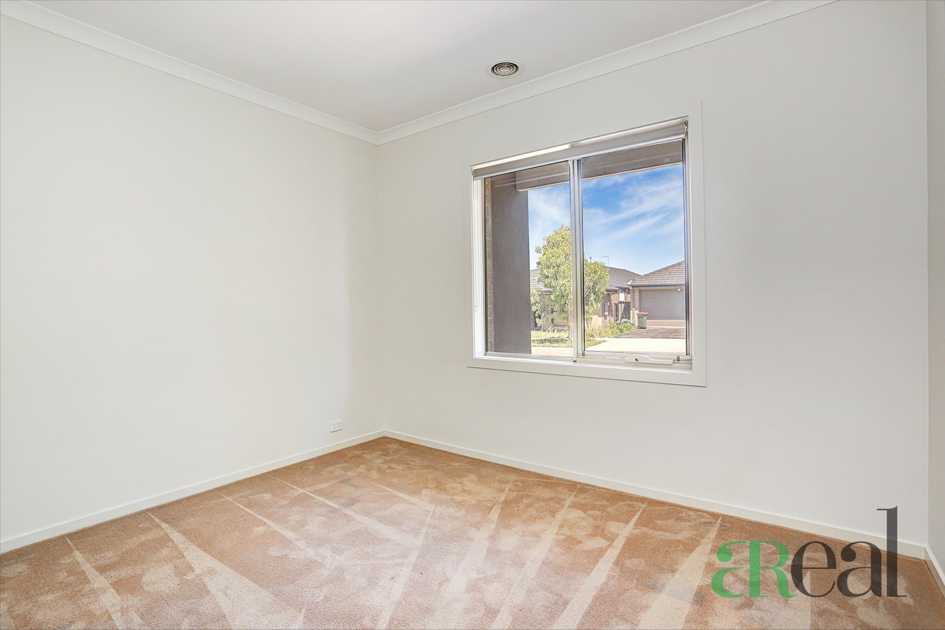 4 Riberry Street, Craigieburn VIC 3064, Craigieburn - Thumbnail 4
