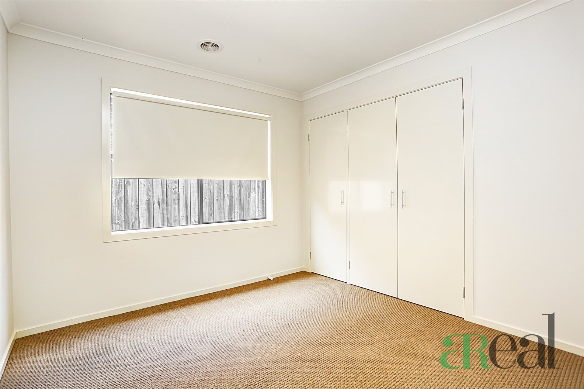 6 Maslin Walk, Point Cook VIC 3030, Point Cook - Thumbnail 5