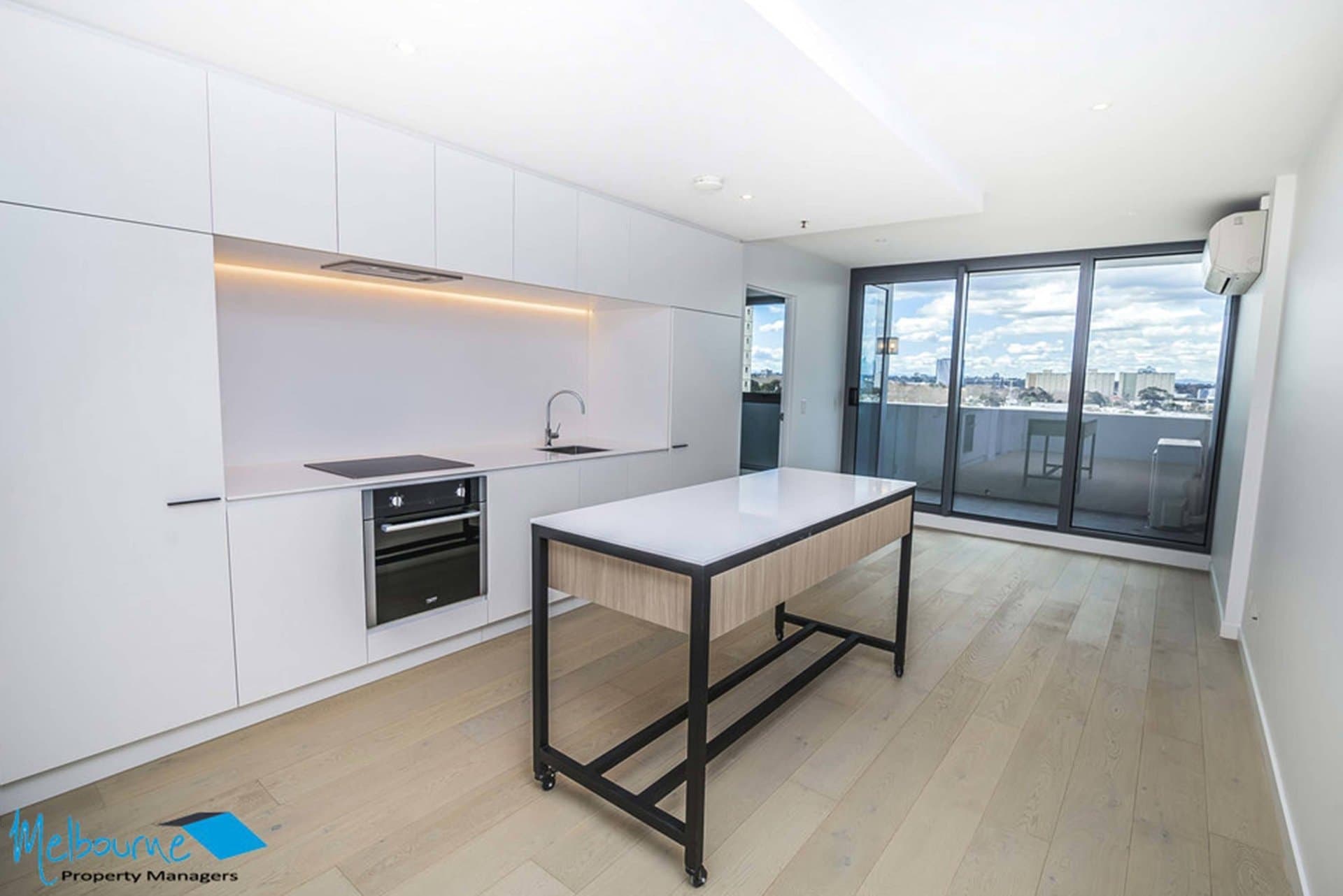 815/1 Ascot Vale Road, Flemington VIC 3031, Flemington - Thumbnail 2