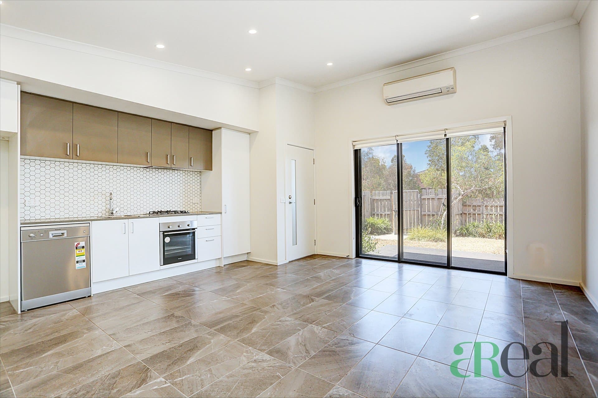 7 Hensbergh Place, Sunshine West VIC 3020, Sunshine West - Image 1