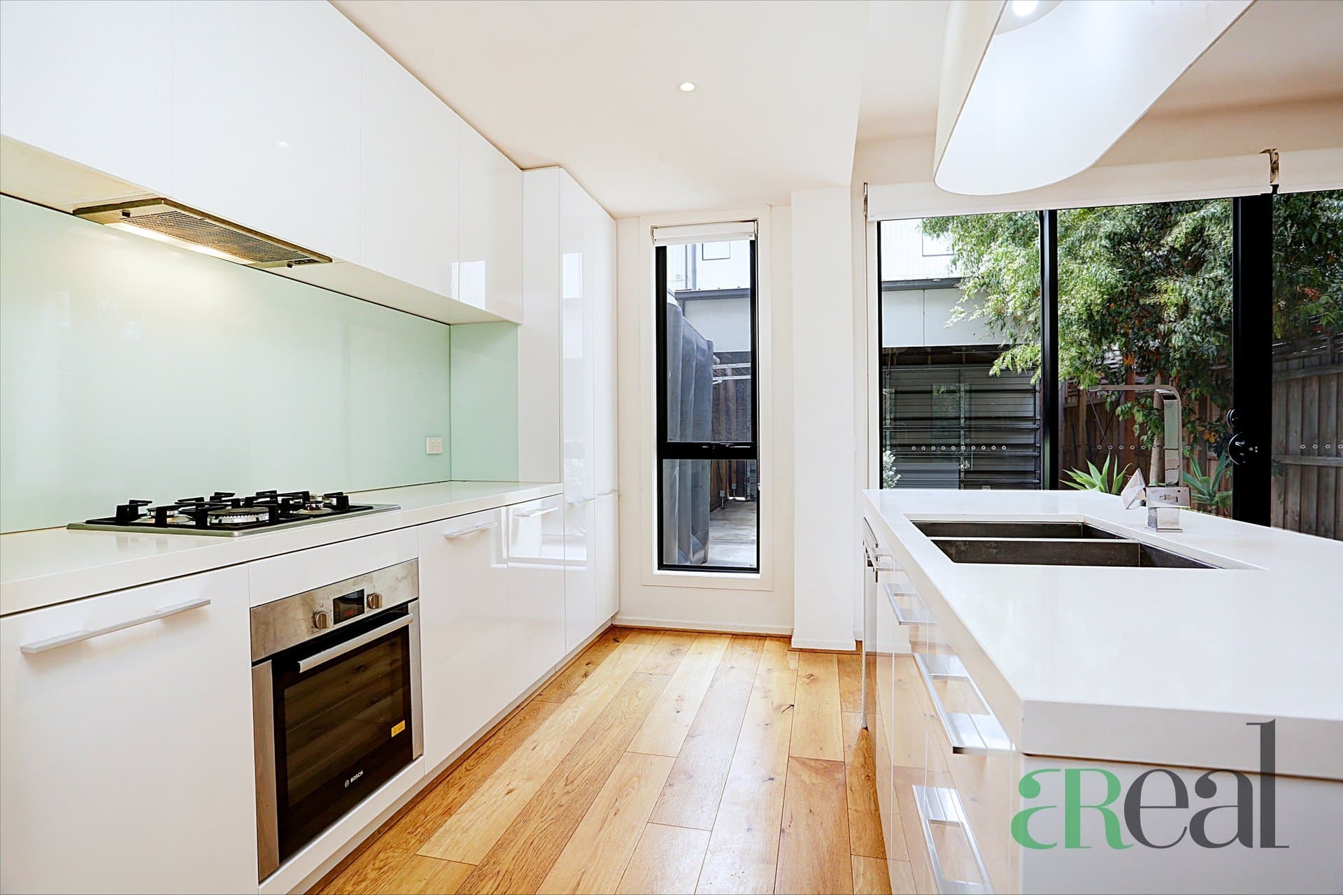 17 Primrose Avenue, Cheltenham VIC 3192, Cheltenham - Thumbnail 3
