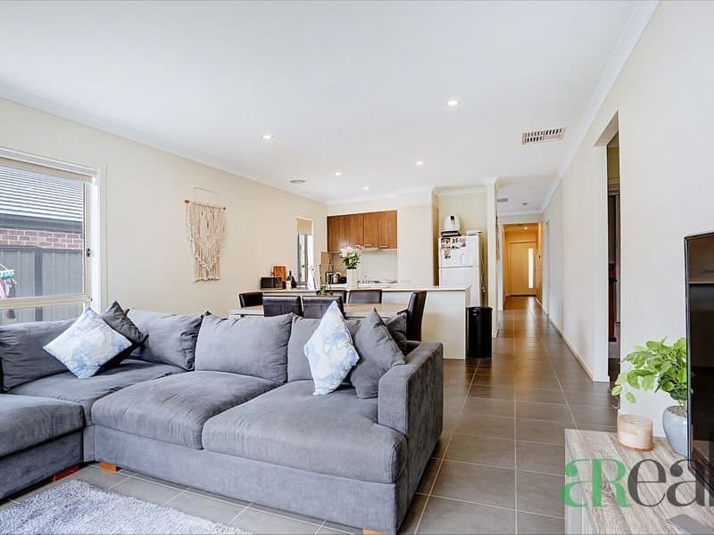 19 Vestly Drive, Mernda VIC 3754, Mernda - Image 1