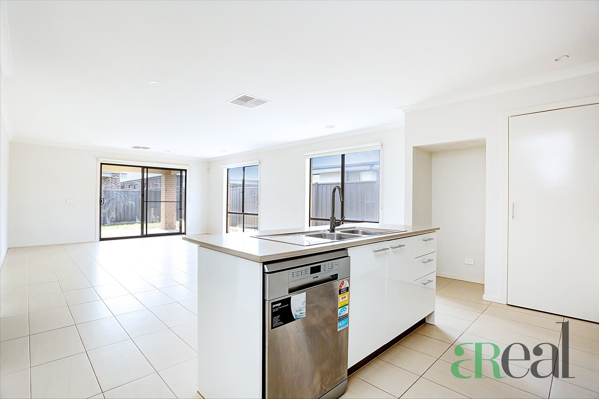 32 Cooney Circuit, Kalkallo VIC 3064, Kalkallo - Thumbnail 4