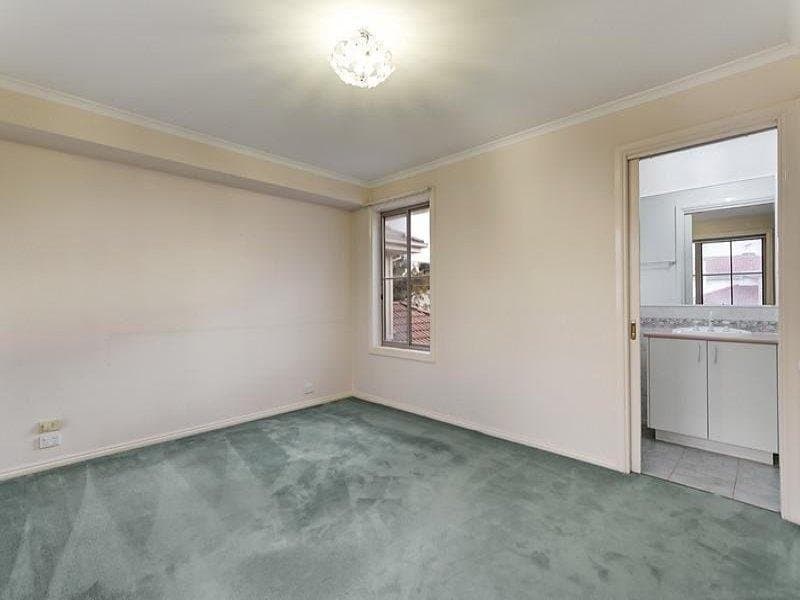 17 Sunrise Crescent, Templestowe Lower VIC 3107, Templestowe Lower - Thumbnail 6