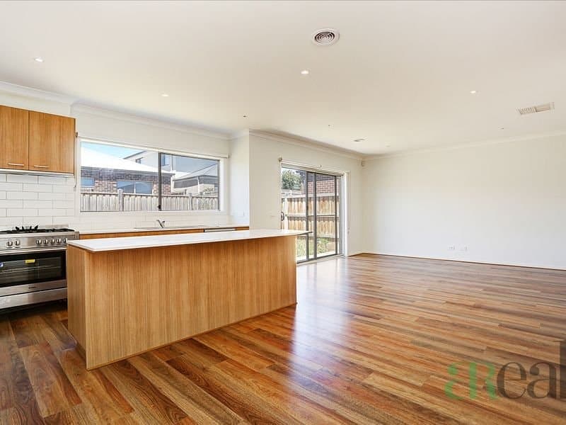 10 Yarkon Way, Point Cook VIC 3030, Point Cook - Image 1