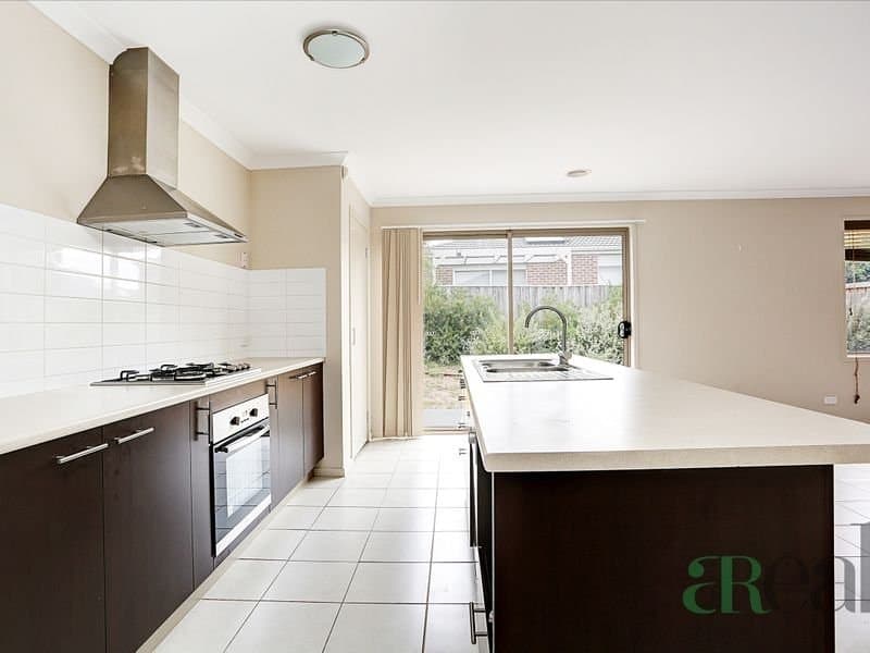 17 Dunraven Crescent, Doreen VIC 3754, Doreen - Image 1