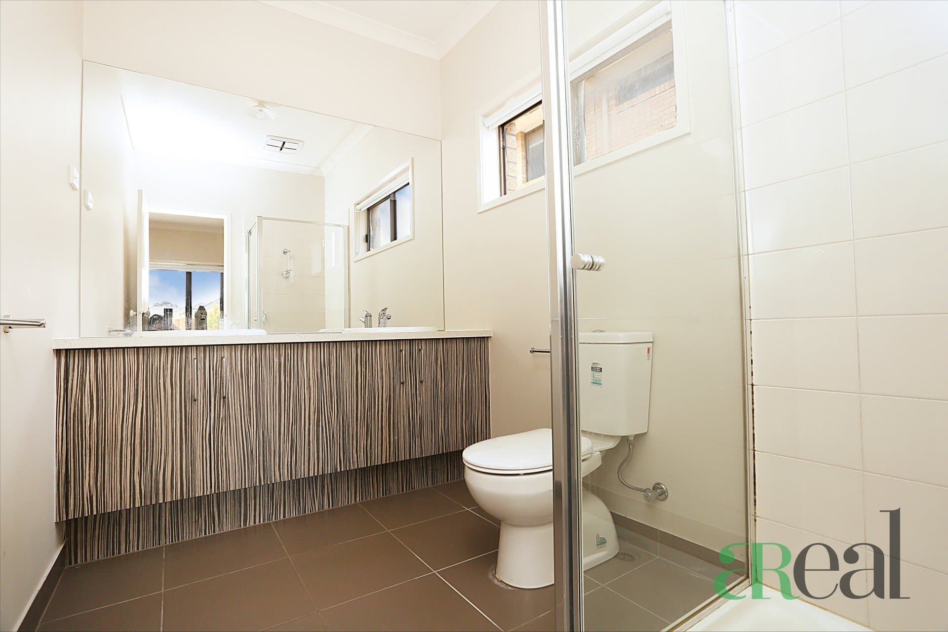 38 Seafarer Way, Point Cook VIC 3030, Point Cook - Thumbnail 6