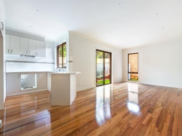 4/12 Frankcom Street, Blackburn VIC 3130, Blackburn - Thumbnail 2