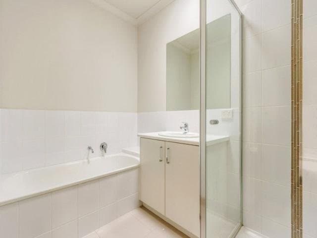 4/12 Frankcom Street, Blackburn VIC 3130, Blackburn - Thumbnail 4