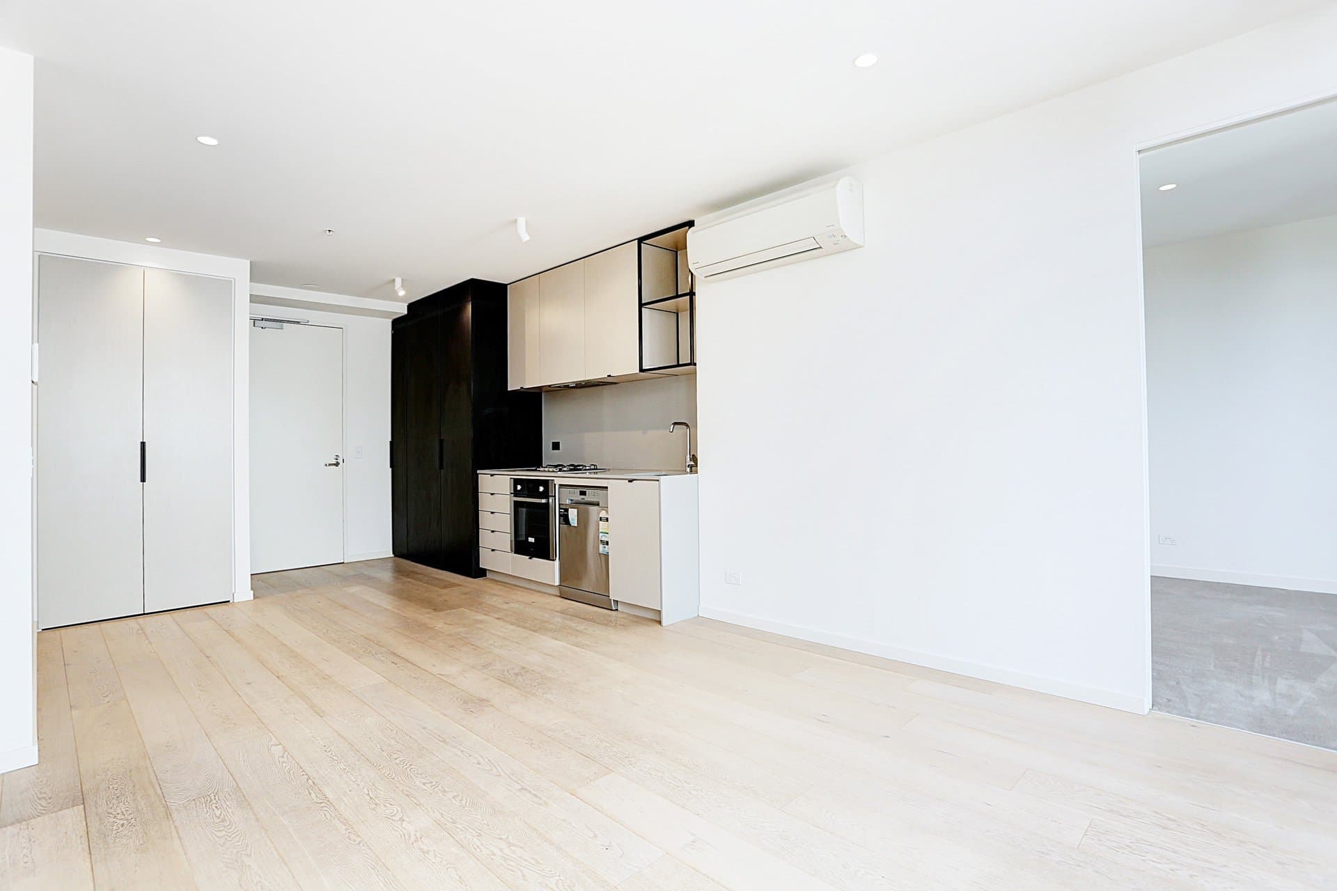 1111/61 Galada Avenue, Parkville VIC 3052, Parkville - Thumbnail 2