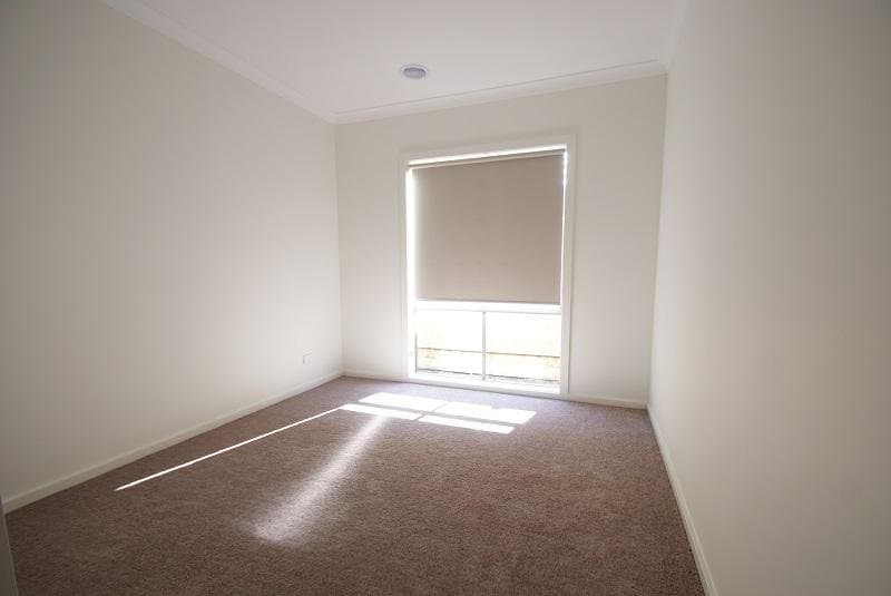 28 Shanahans Drive, Cranbourne North VIC 3977, Cranbourne North - Thumbnail 6