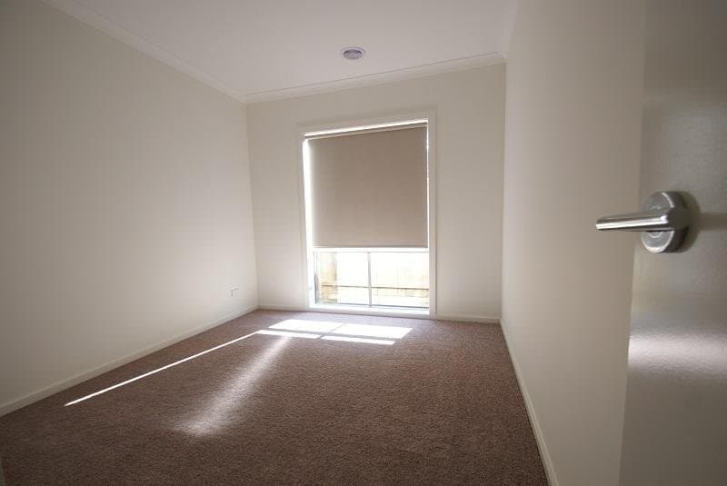 28 Shanahans Drive, Cranbourne North VIC 3977, Cranbourne North - Thumbnail 8