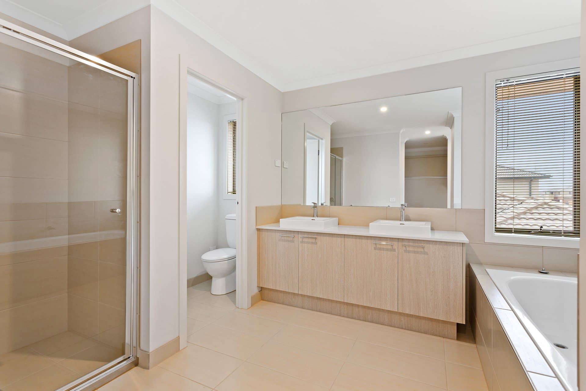 376 Saltwater Promenade, Point Cook VIC 3030, Point Cook - Thumbnail 4