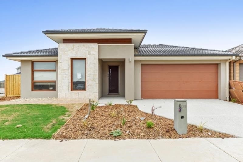 138 Bondi Parade, Point Cook VIC 3030, Point Cook - Image 1