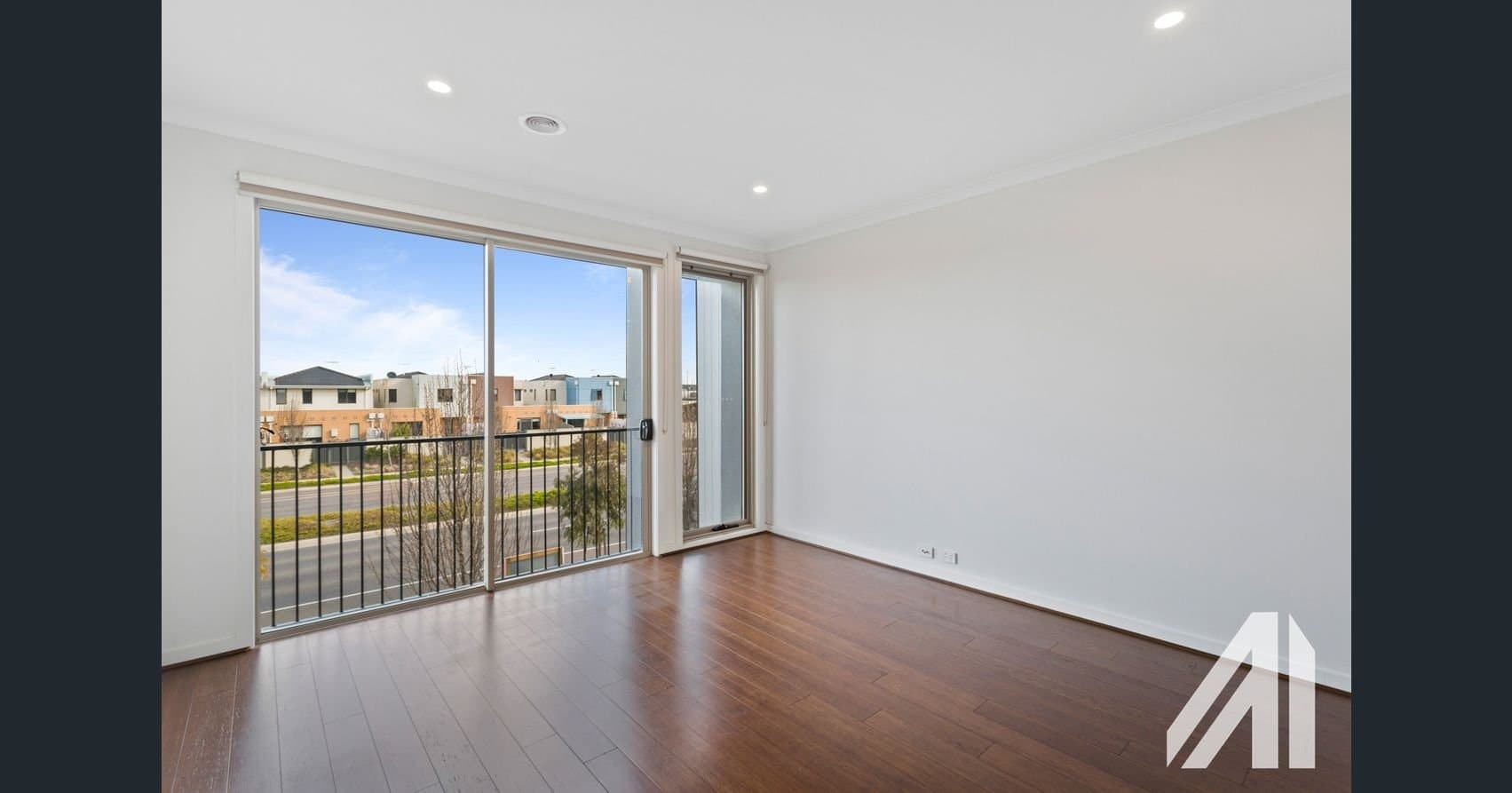 6 Tattersalls Lane, Point Cook VIC 3030, Point Cook - Thumbnail 2