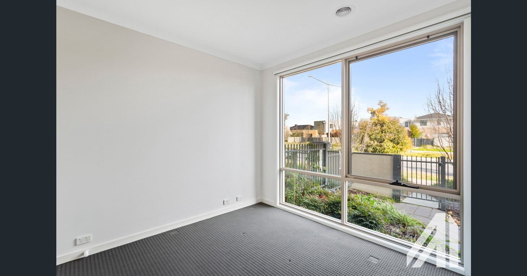 6 Tattersalls Lane, Point Cook VIC 3030, Point Cook - Thumbnail 3