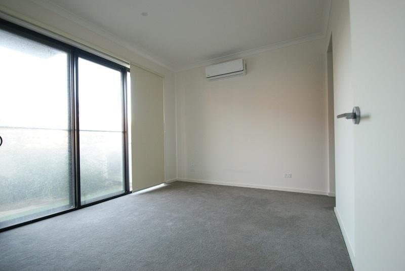 21 Quay Boulevard, Werribee South VIC 3030, Werribee South - Thumbnail 4