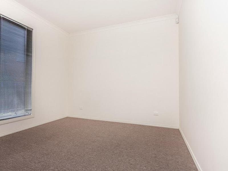 2/32 Renown Street, Coburg North VIC 3058, Coburg North - Thumbnail 2