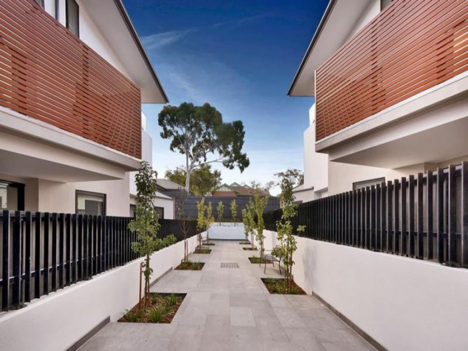15 Ground Floor/1011 Toorak Rd, Camberwell, Camberwell - Thumbnail 2