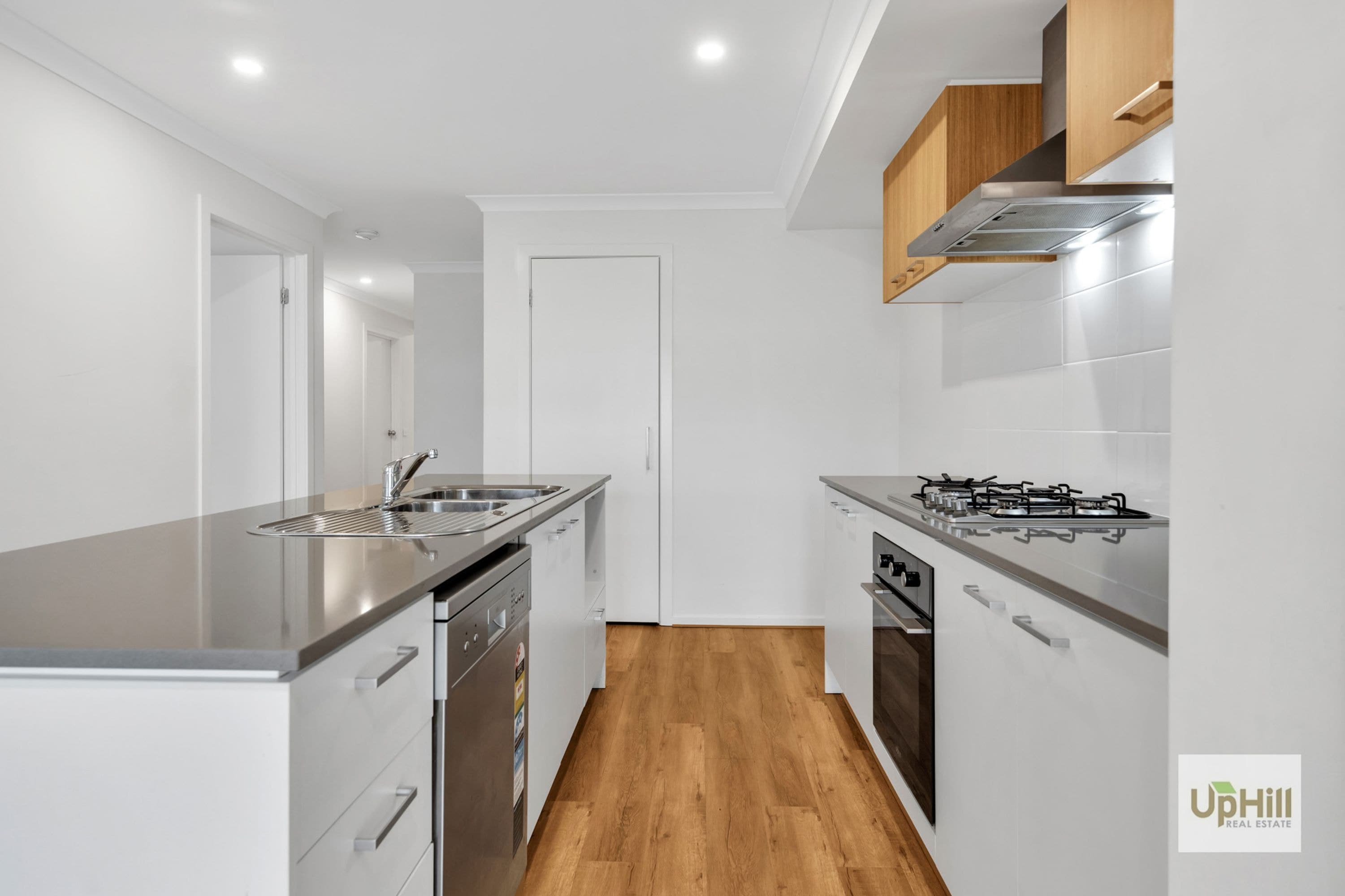 38 Abacot St, Clyde North - Thumbnail 3