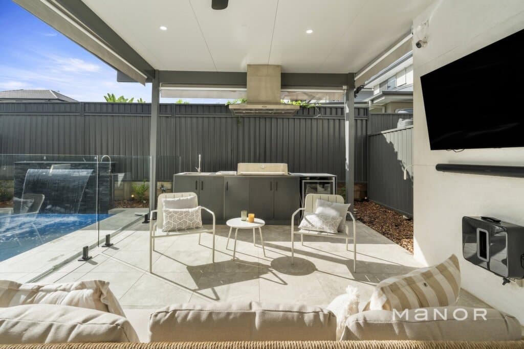 13 Hedgewood Drive Box Hill, Box Hill - Thumbnail 3