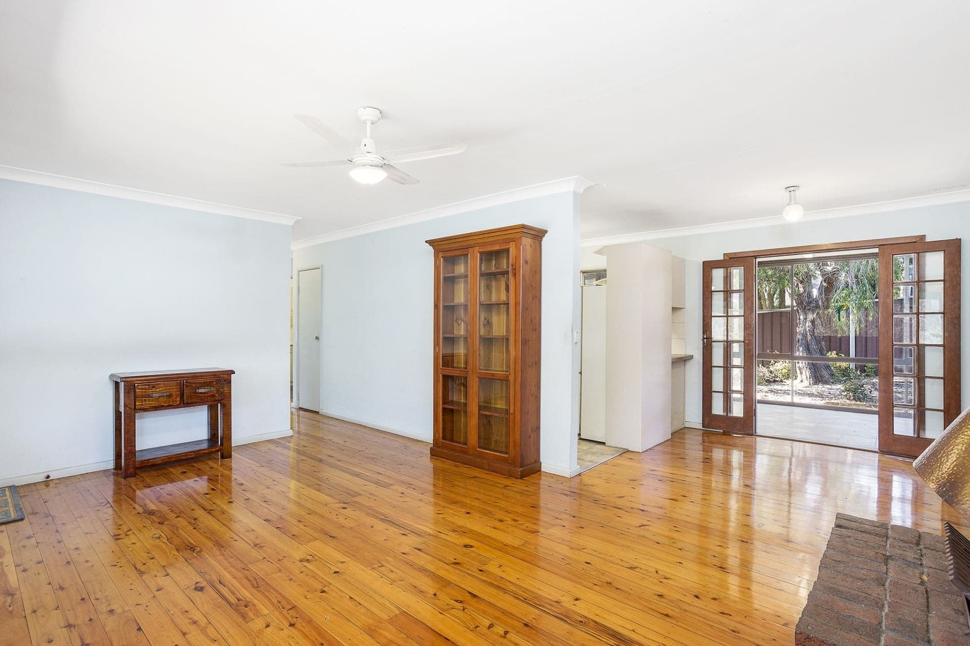6 Kiewa Place Kirrawee NSW, Kirrawee - Thumbnail 2