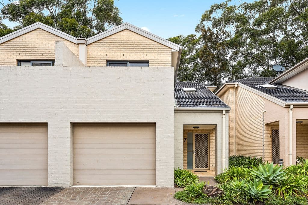 7/42 Carters Lane, Fairy Meadow - Image 1