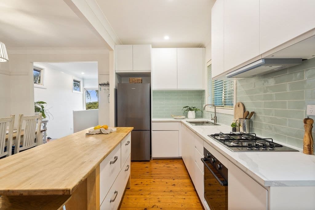 28 Prospect Street, Mount Saint Thomas - Thumbnail 2