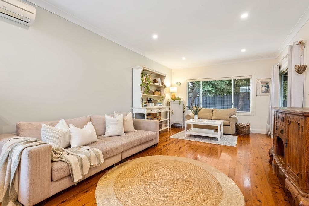28 Prospect Street, Mount Saint Thomas - Thumbnail 4