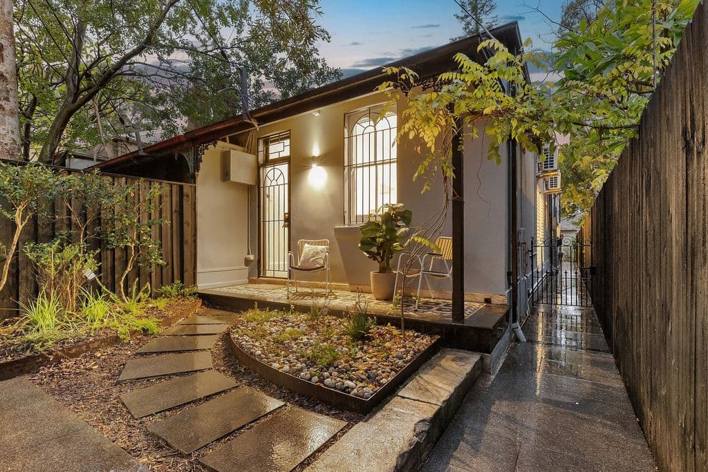 44 Camden Street, Newtown - Image 1