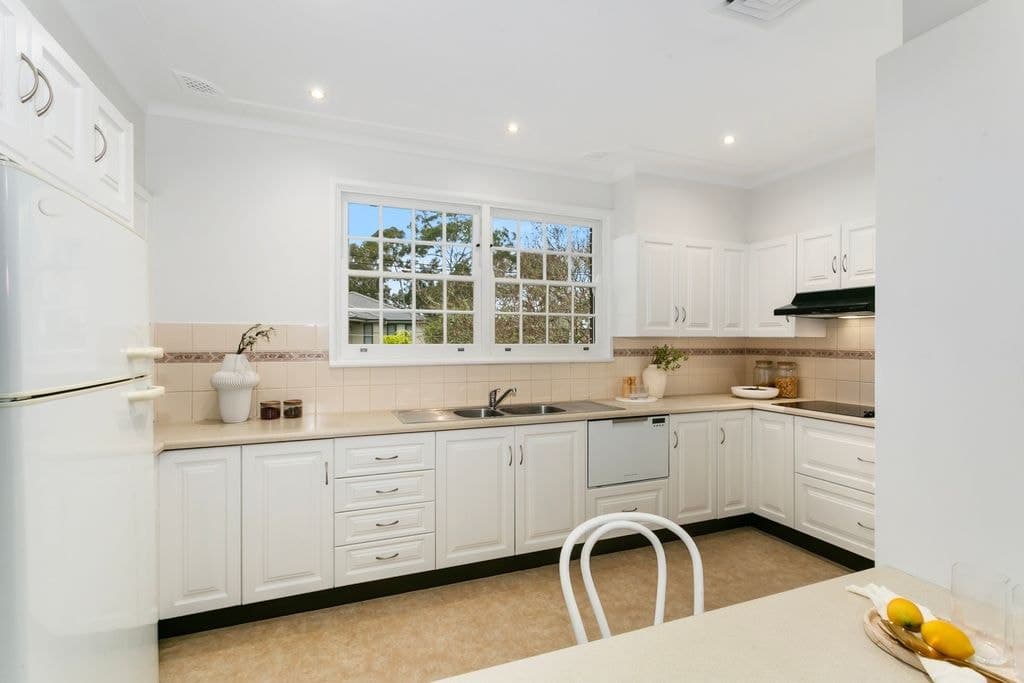 2 Howard Place, North Epping - Thumbnail 3