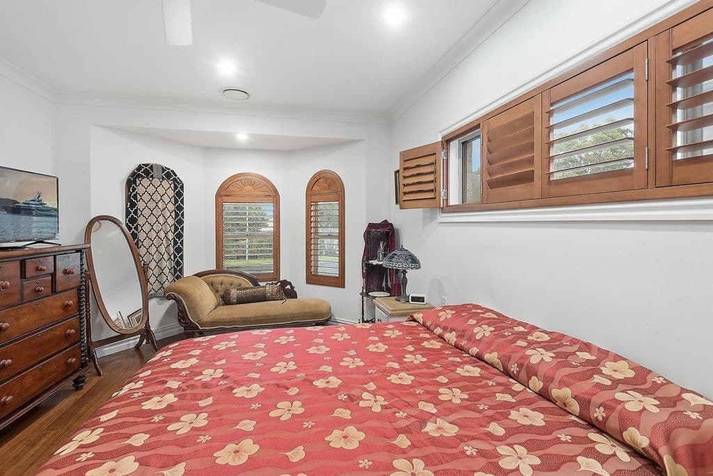 21 Split Solitary Road, Sapphire Beach - Thumbnail 7