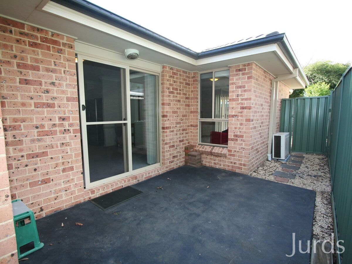 2/11A Greta Street, ABERDARE, Aberdare - Thumbnail 2