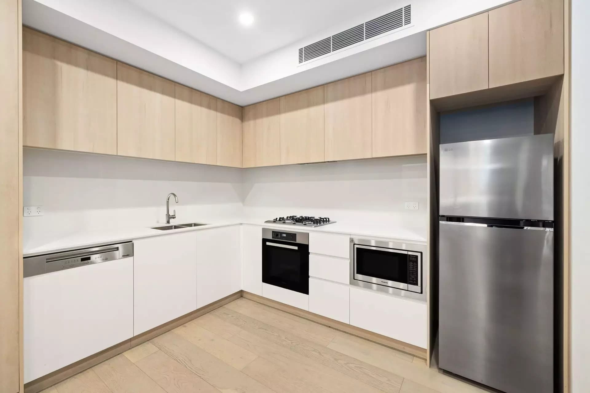 103/218 Flood Street, Leichhardt - Thumbnail 2
