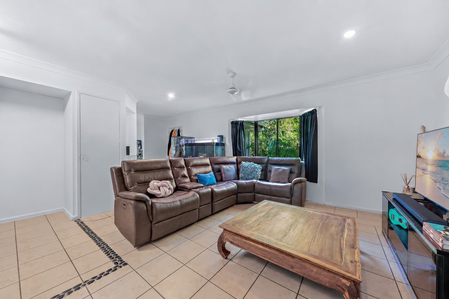 16 Wahoo Court, Jubilee Pocket - Thumbnail 4