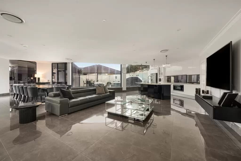 22 Brandon Grove, Kellyville, Kellyville - Thumbnail 2