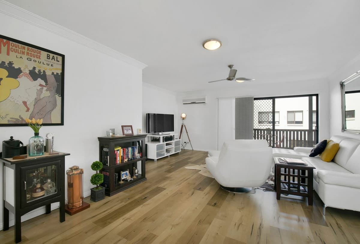 40 Upper Lancaster Road, Ascot - Thumbnail 2