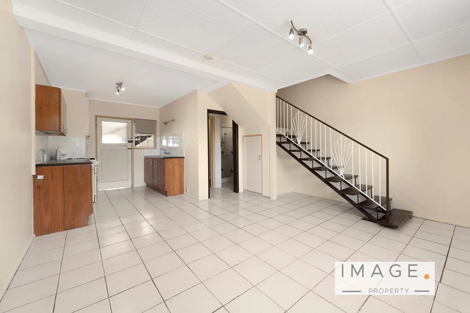 4/230 Cavendish Rd, Coorparoo, QLD, 4151, Coorparoo - Thumbnail 3