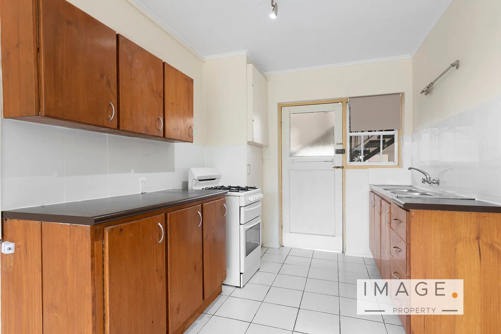 4/230 Cavendish Rd, Coorparoo, QLD, 4151, Coorparoo - Thumbnail 5