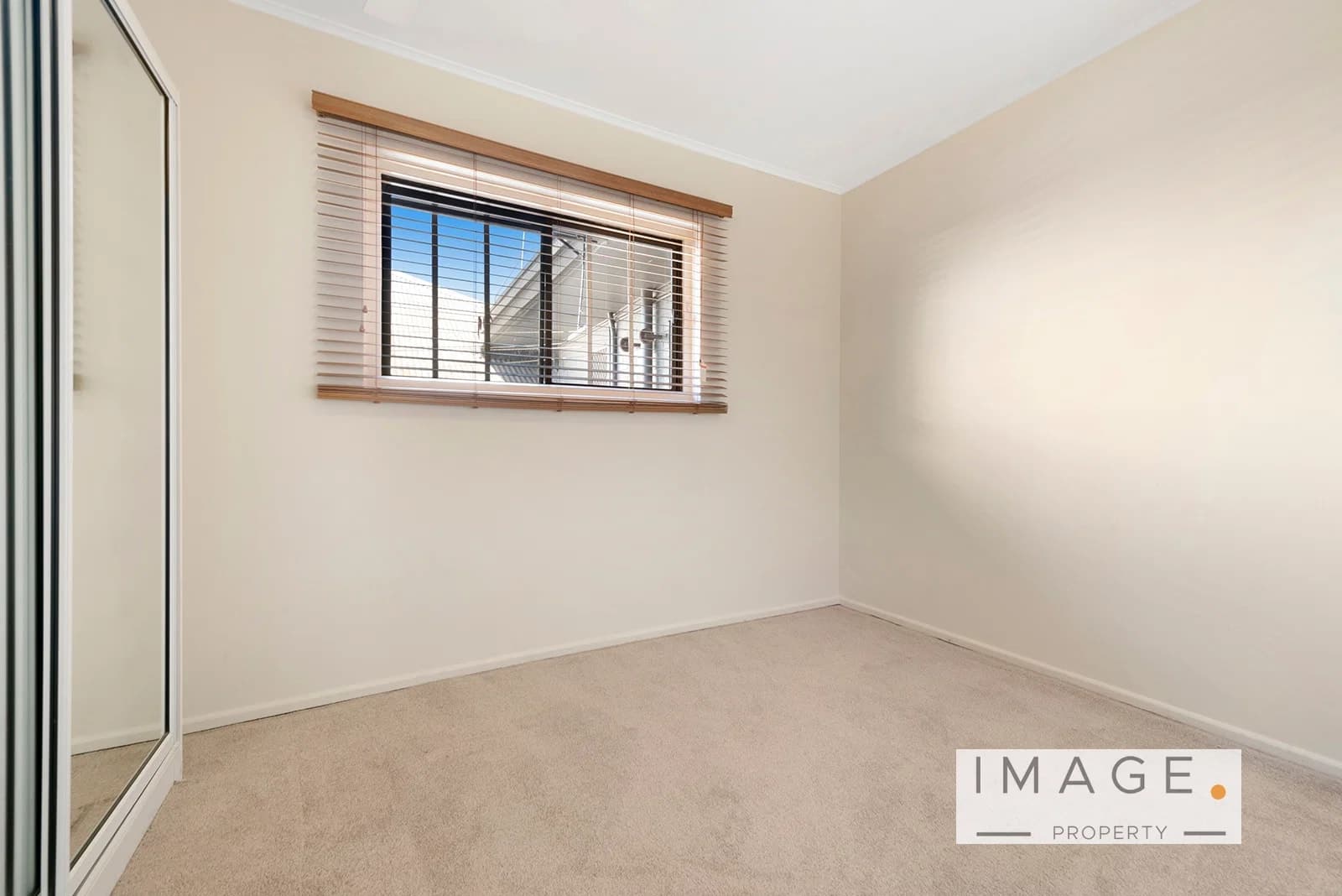 4/230 Cavendish Rd, Coorparoo, QLD, 4151, Coorparoo - Thumbnail 6