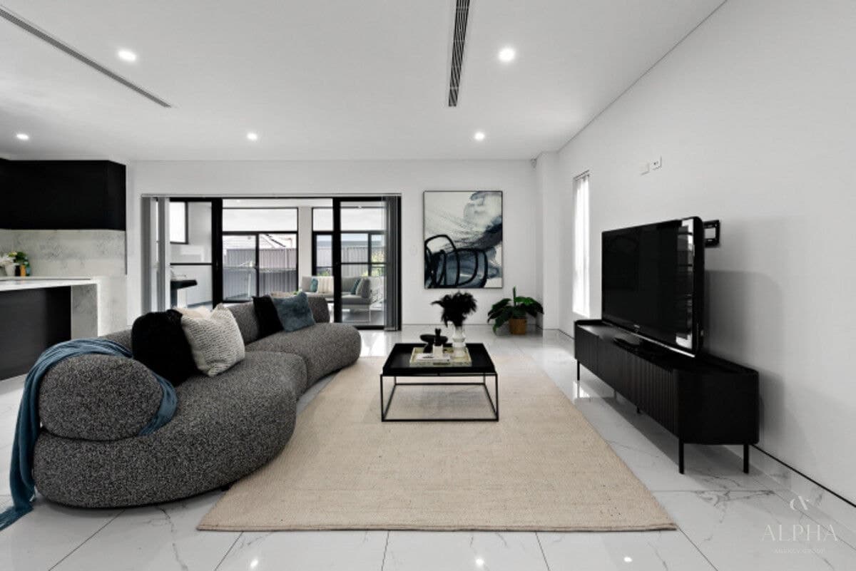 88 Warwick Road, Merrylands NSW 2160, Merrylands - Thumbnail 2