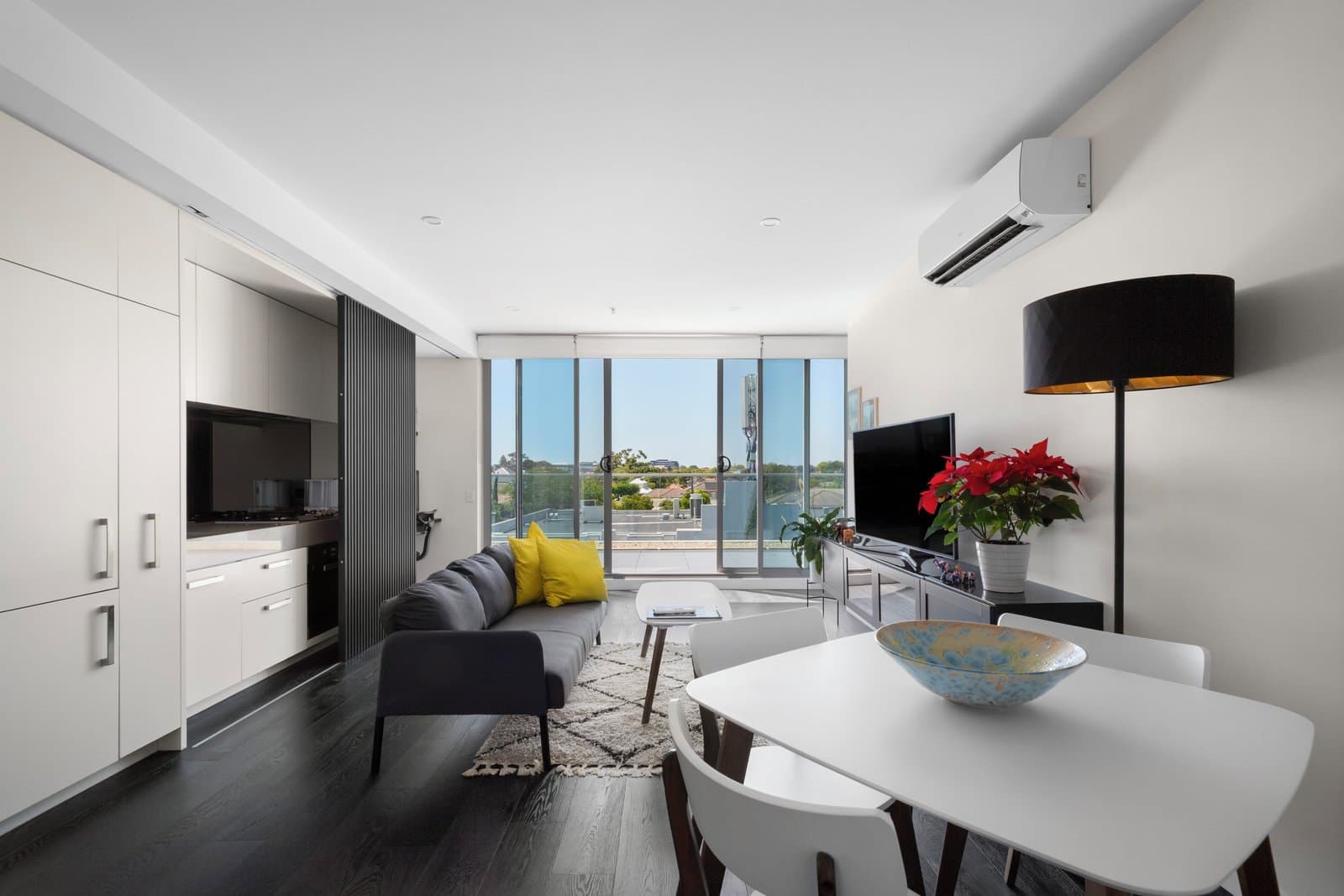 302/317 New Street, Brighton - Image 1