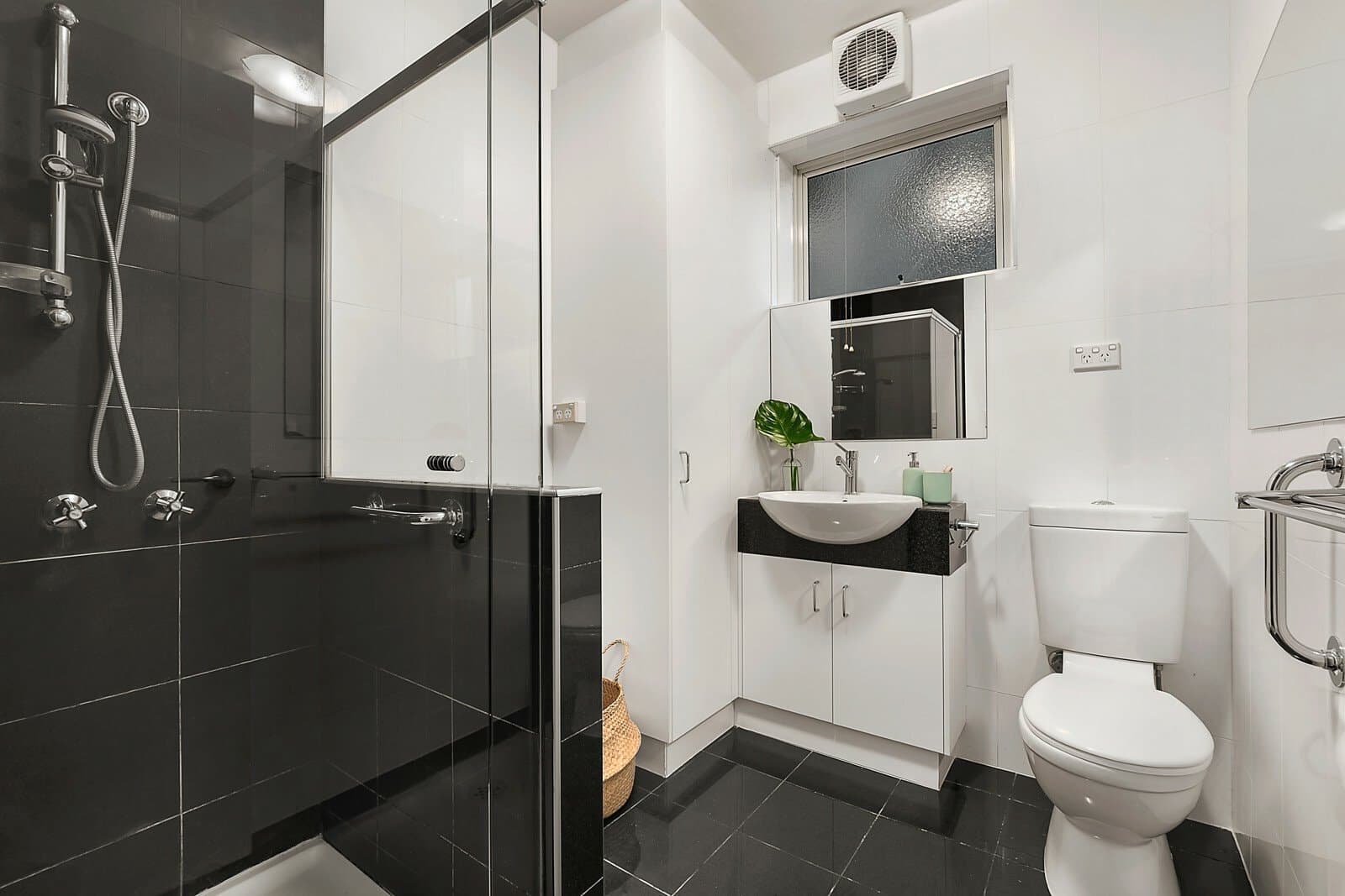 1/22 Denbigh Road, Armadale - Thumbnail 8