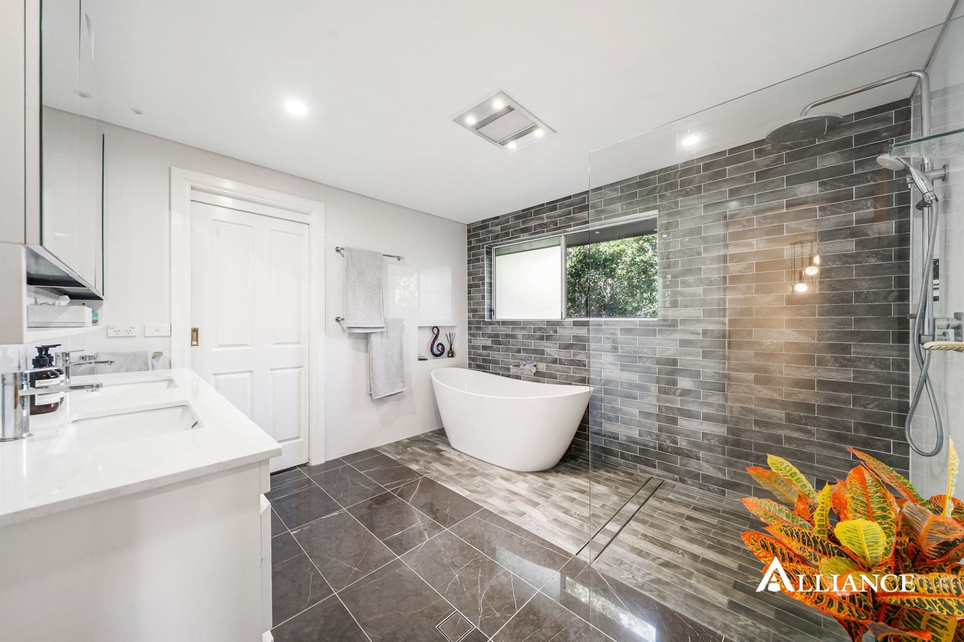 84 Hall Drive, Menai NSW, Menai - Thumbnail 8