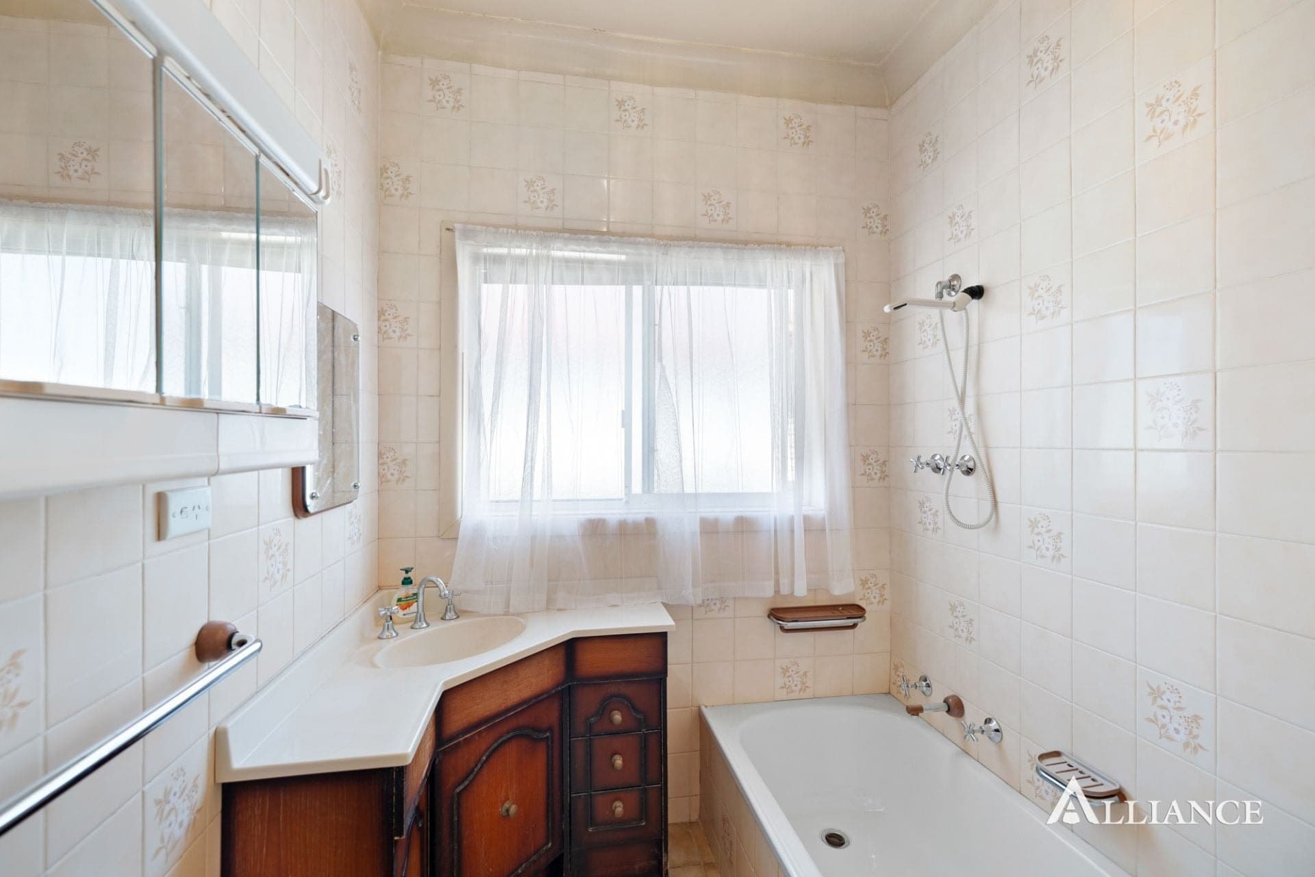33 Singleton Avenue, East Hills NSW, East Hills - Thumbnail 7